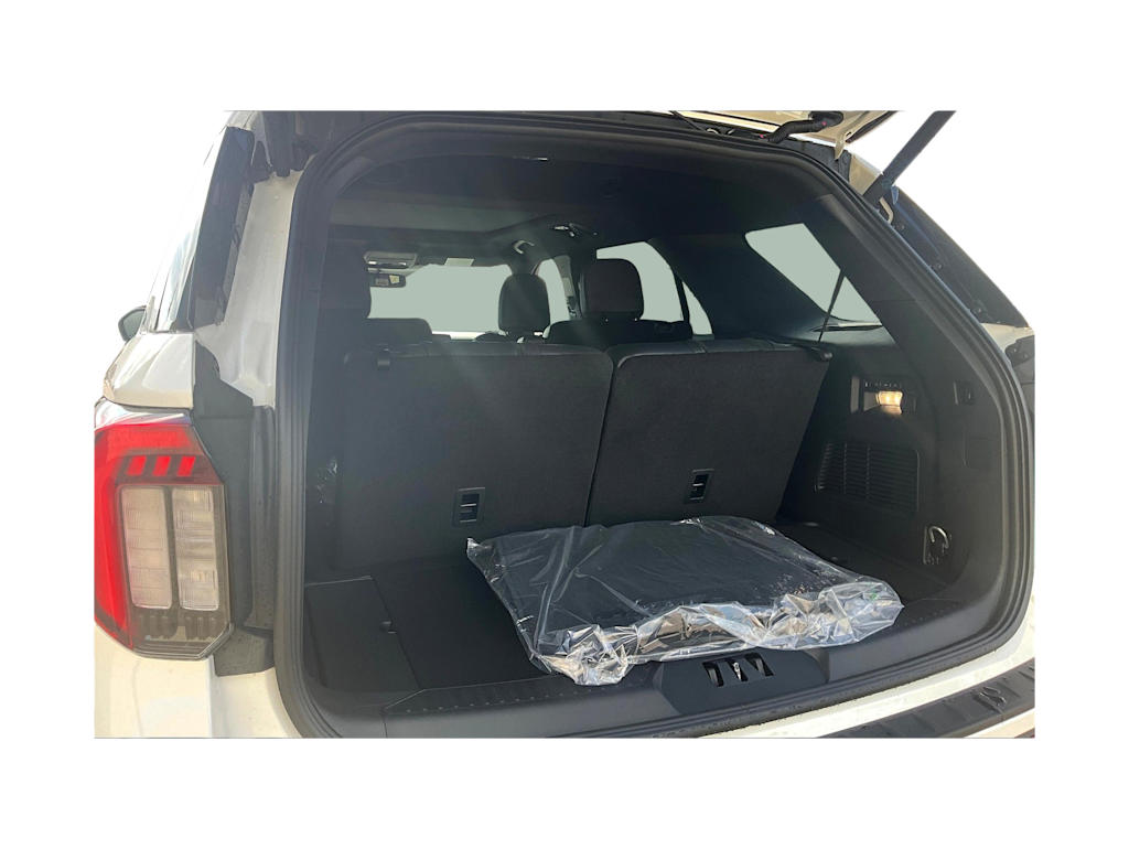 Thumbnail: 2025 Ford Explorer - 18