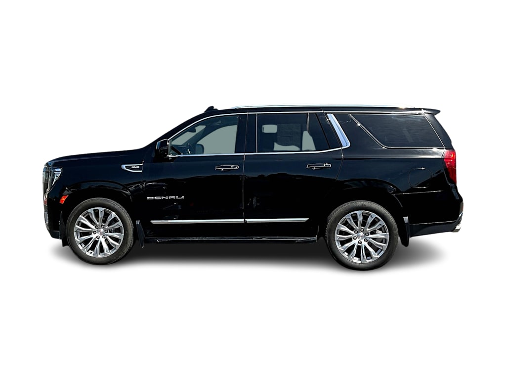 2022 GMC Yukon Denali 3