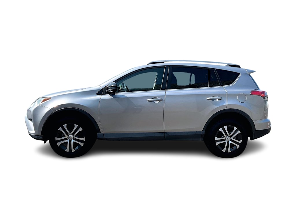 Thumbnail: 2018 Toyota RAV4 - 3