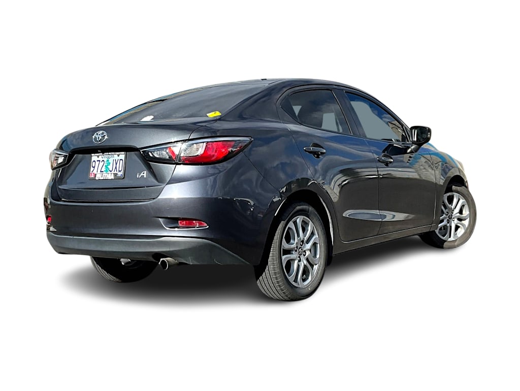 Thumbnail: 2017 Toyota Yaris iA - 23