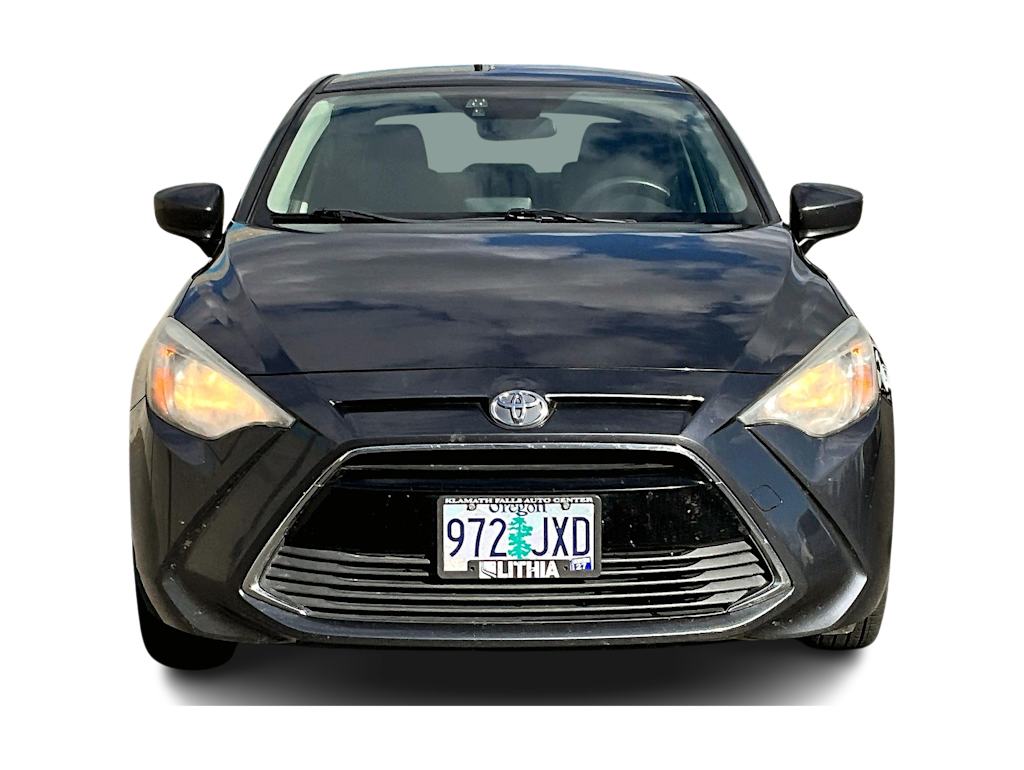 Thumbnail: 2017 Toyota Yaris iA - 6