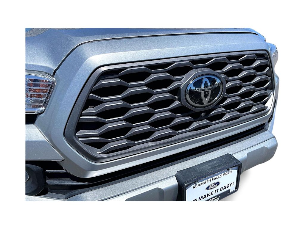 Thumbnail: 2022 Toyota Tacoma - 33