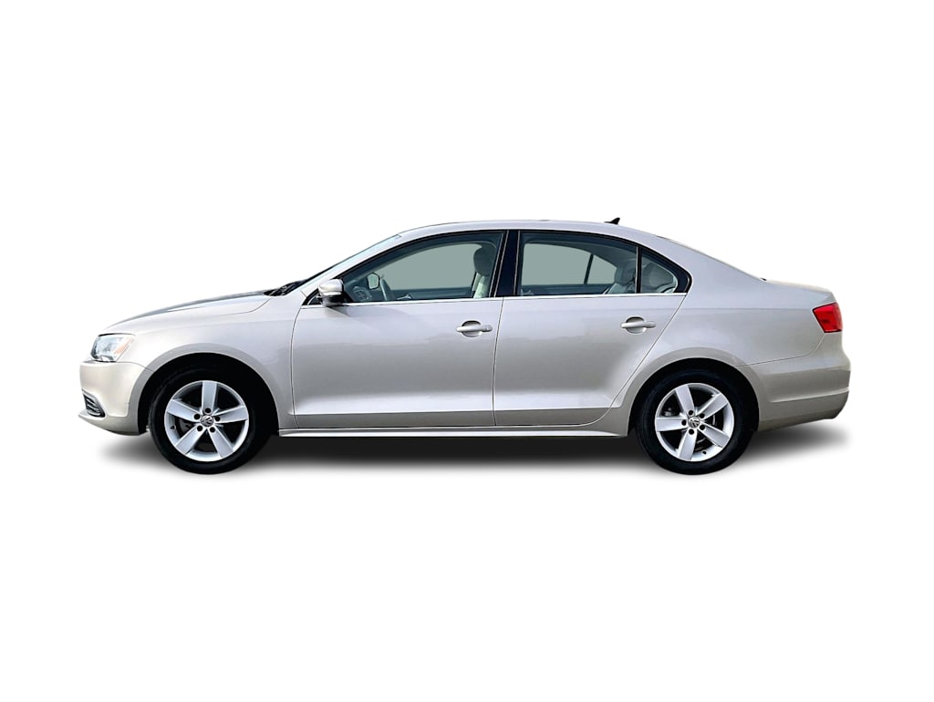 Thumbnail: 2014 Volkswagen Jetta - 3