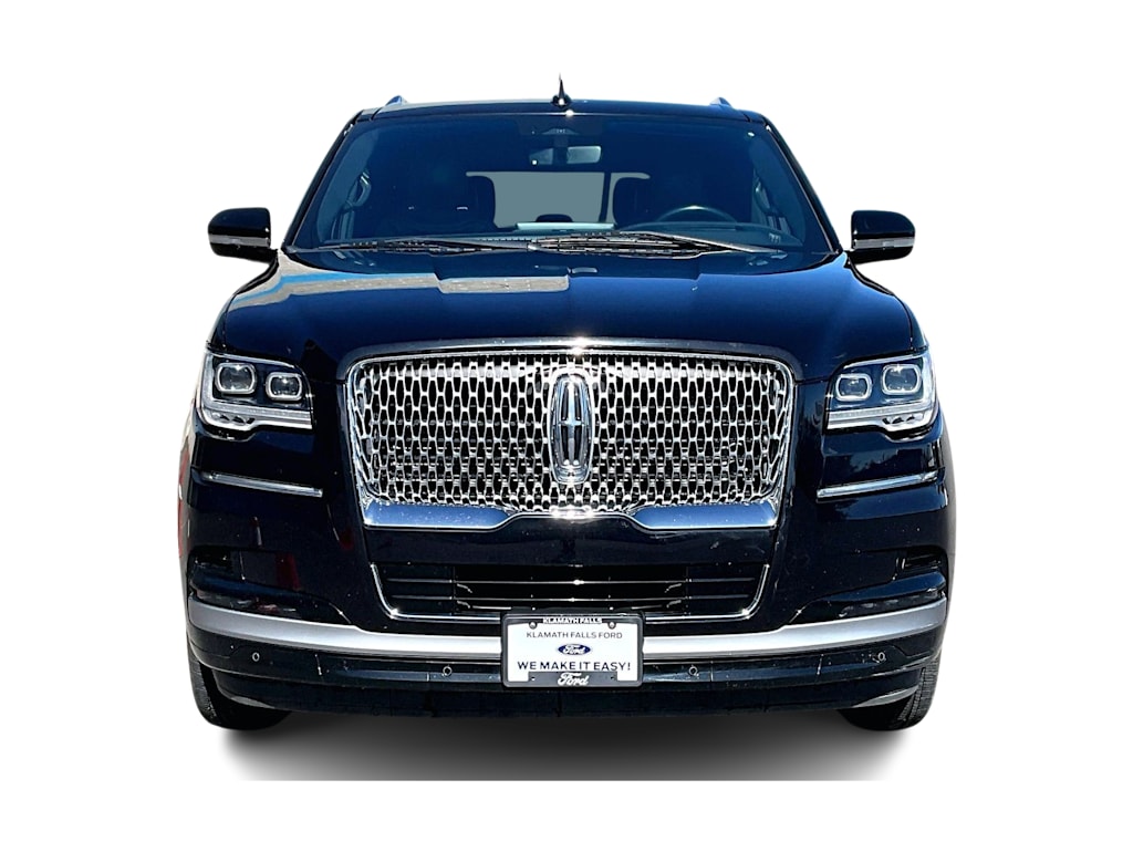 Thumbnail: 2023 Lincoln Navigator - 6