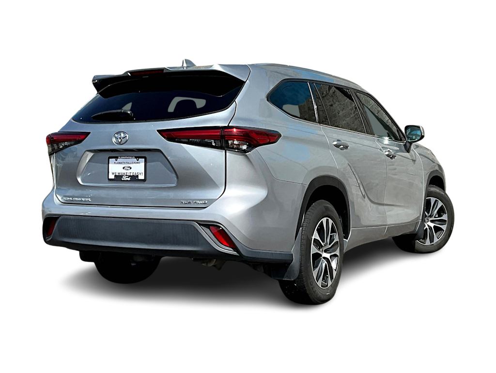 2021 Toyota Highlander XLE 22