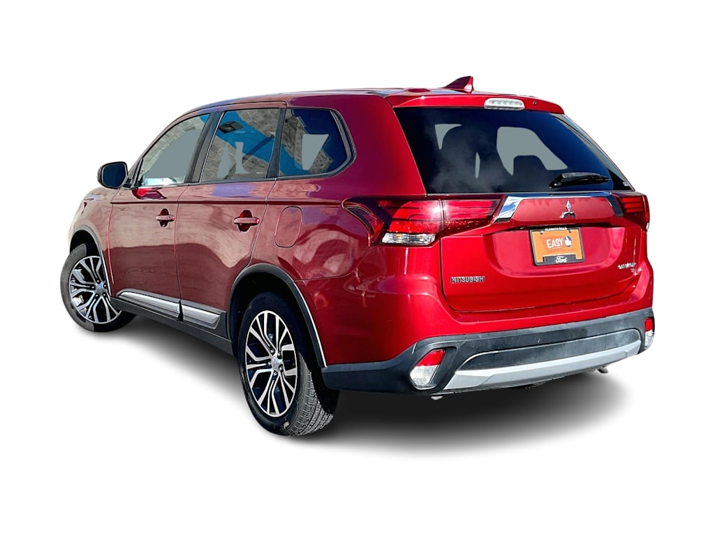 Thumbnail: 2018 Mitsubishi Outlander - 4