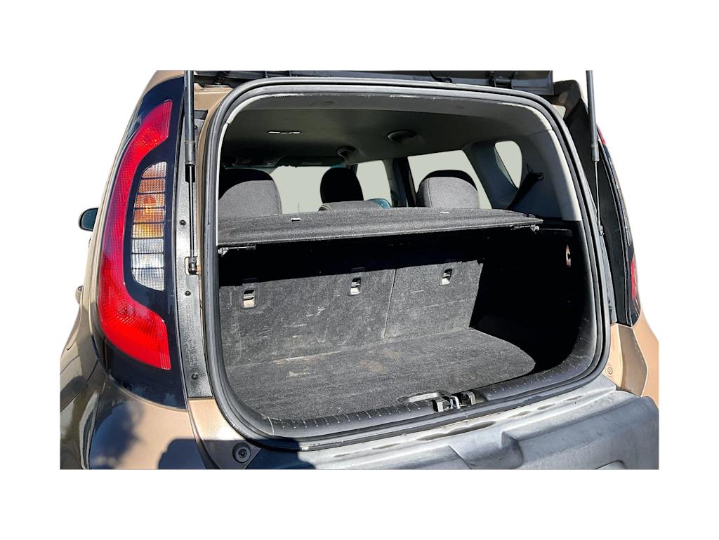 Thumbnail: 2015 Kia Soul - 18