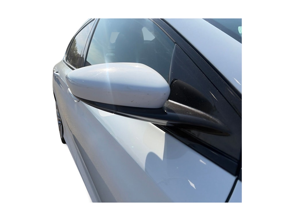 Thumbnail: 2015 Chrysler 200 - 2