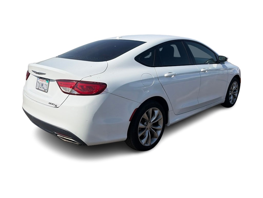 Thumbnail: 2015 Chrysler 200 - 13