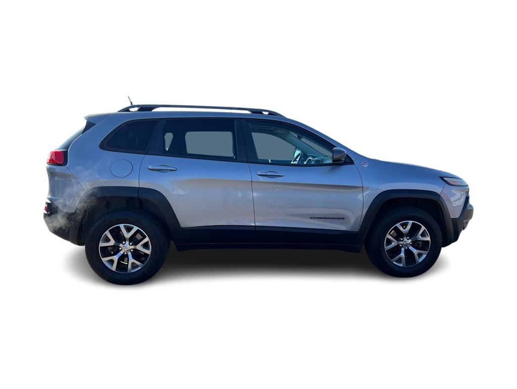 Thumbnail: 2015 Jeep Cherokee - 23