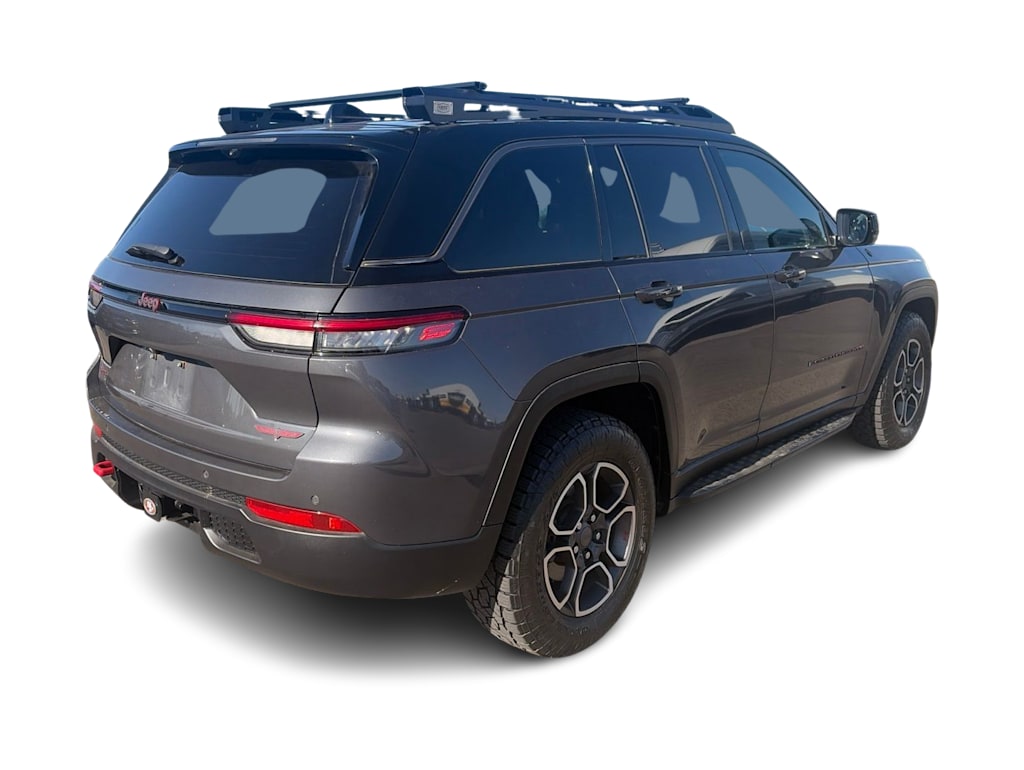 Thumbnail: 2022 Jeep Grand Cherokee - 17