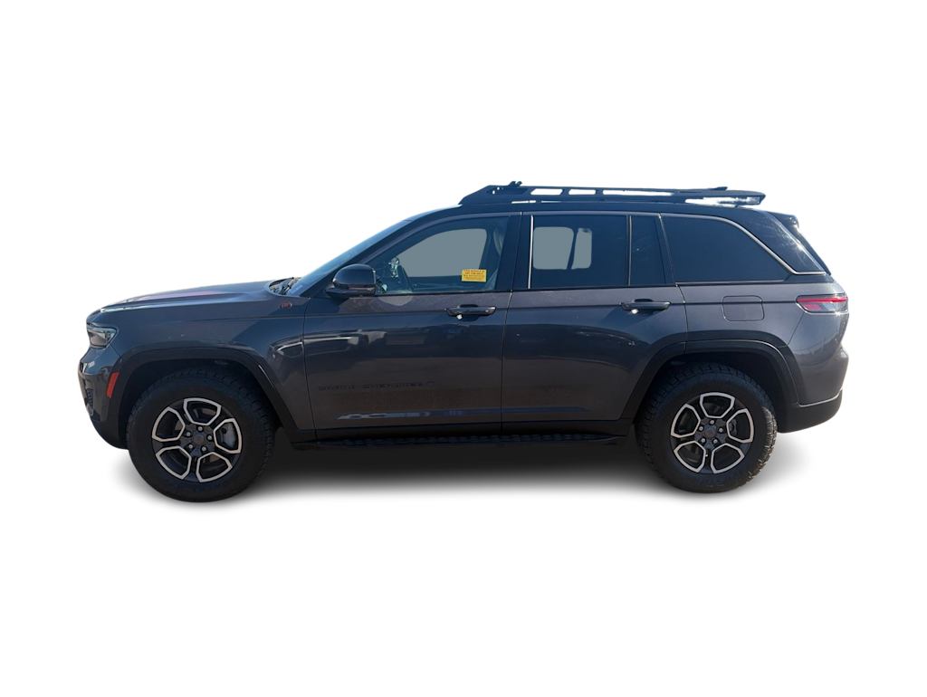 Thumbnail: 2022 Jeep Grand Cherokee - 3