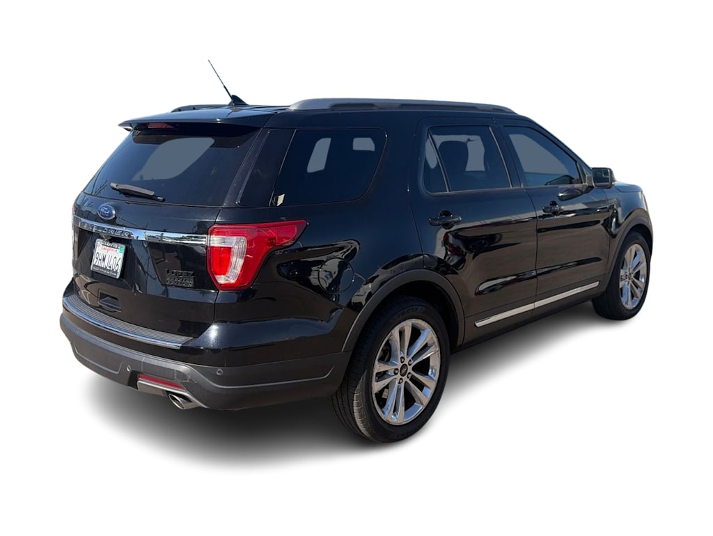 Thumbnail: 2018 Ford Explorer - 17