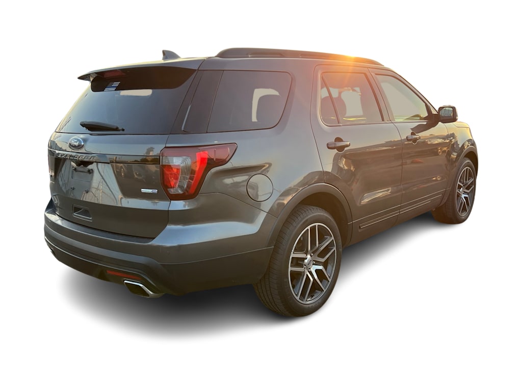 Thumbnail: 2017 Ford Explorer - 22