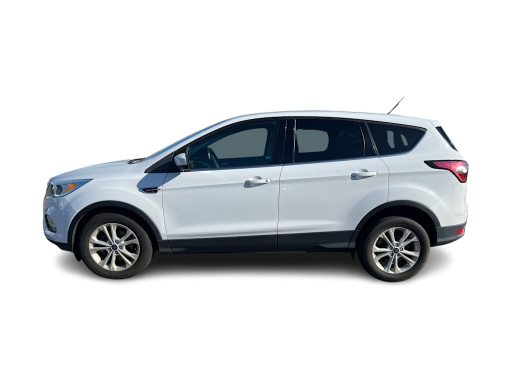 Thumbnail: 2017 Ford Escape - 3
