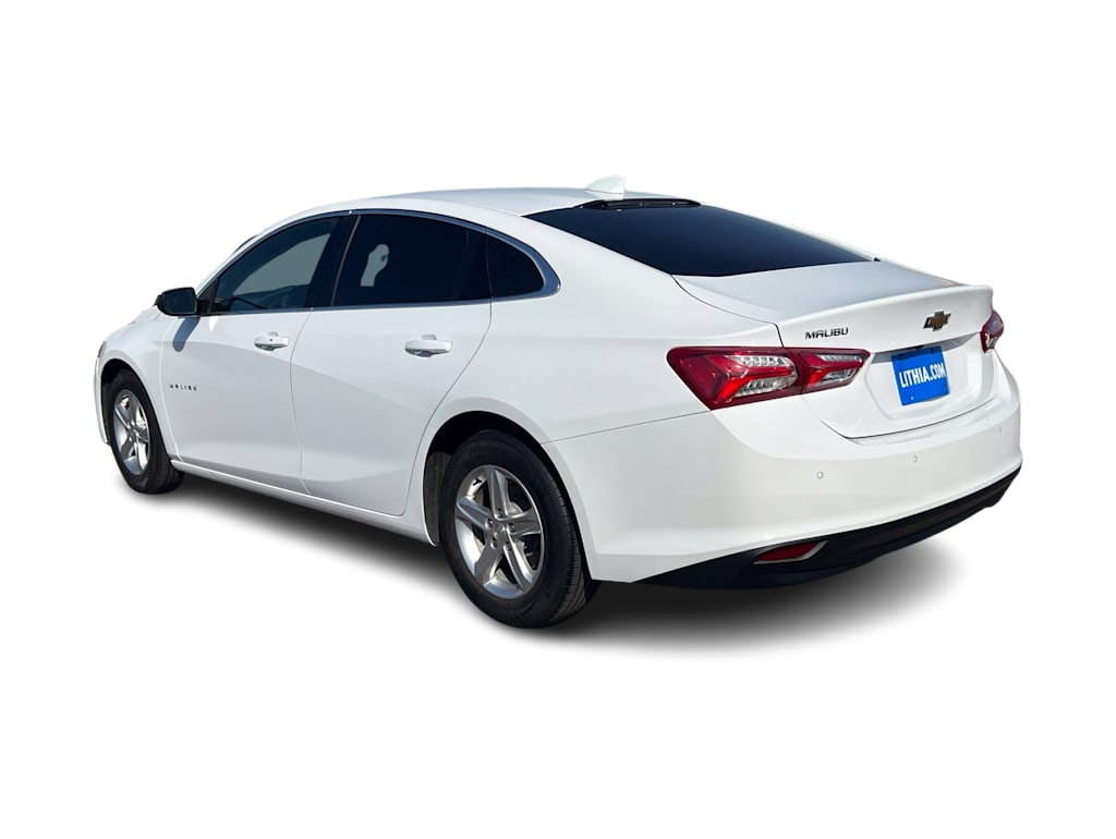 Thumbnail: 2022 Chevrolet Malibu - 4