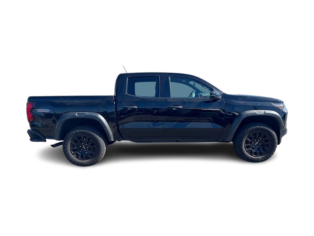 Thumbnail: 2024 Chevrolet Colorado - 16