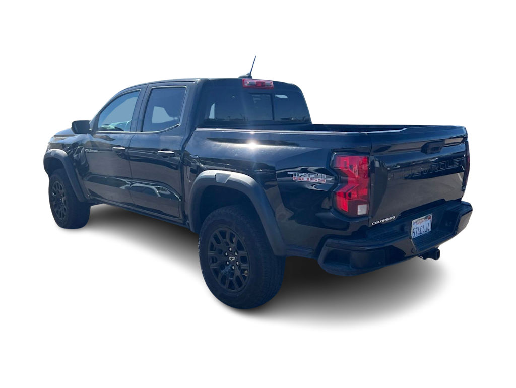 Thumbnail: 2024 Chevrolet Colorado - 4