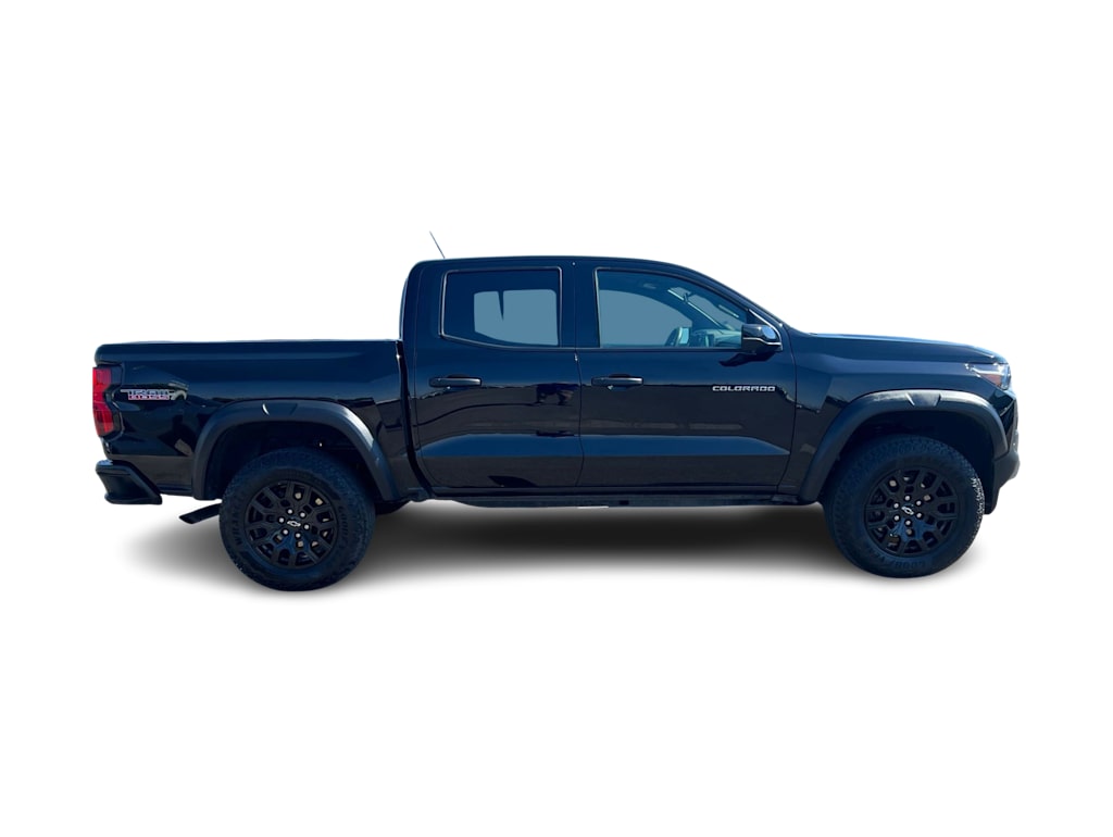 Thumbnail: 2024 Chevrolet Colorado - 18