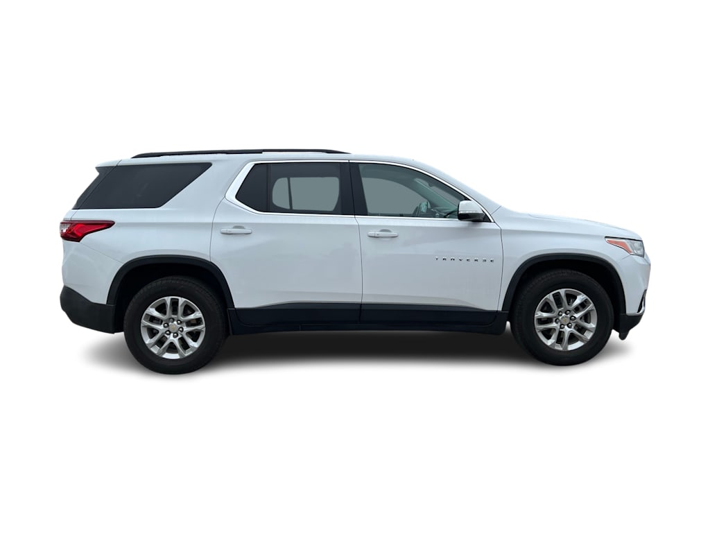 Thumbnail: 2021 Chevrolet Traverse - 21
