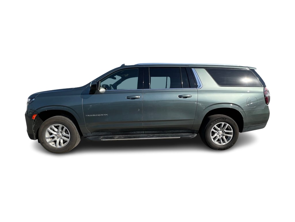 Thumbnail: 2024 Chevrolet Suburban - 3