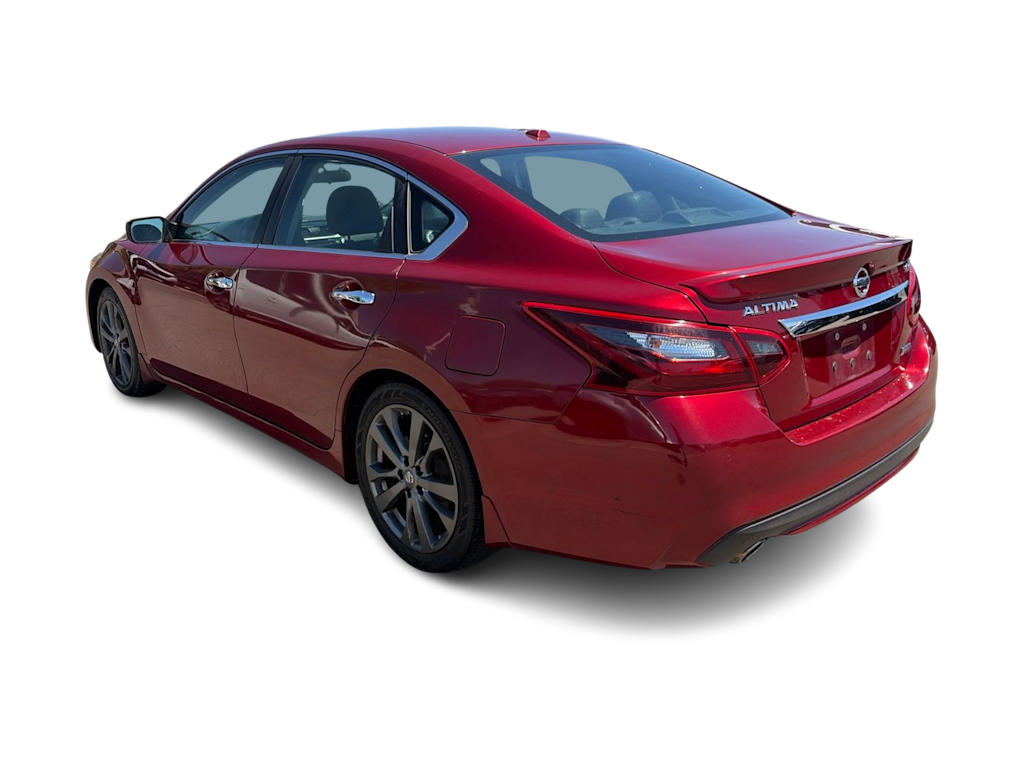 Thumbnail: 2018 Nissan Altima - 4