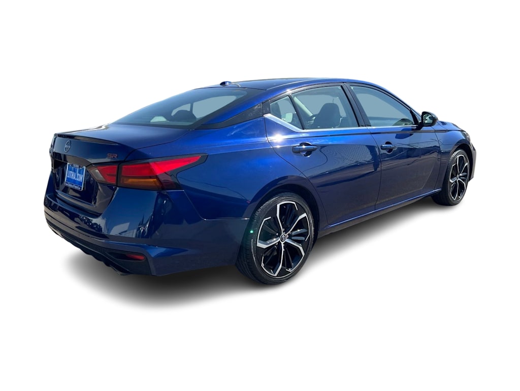Thumbnail: 2024 Nissan Altima - 19