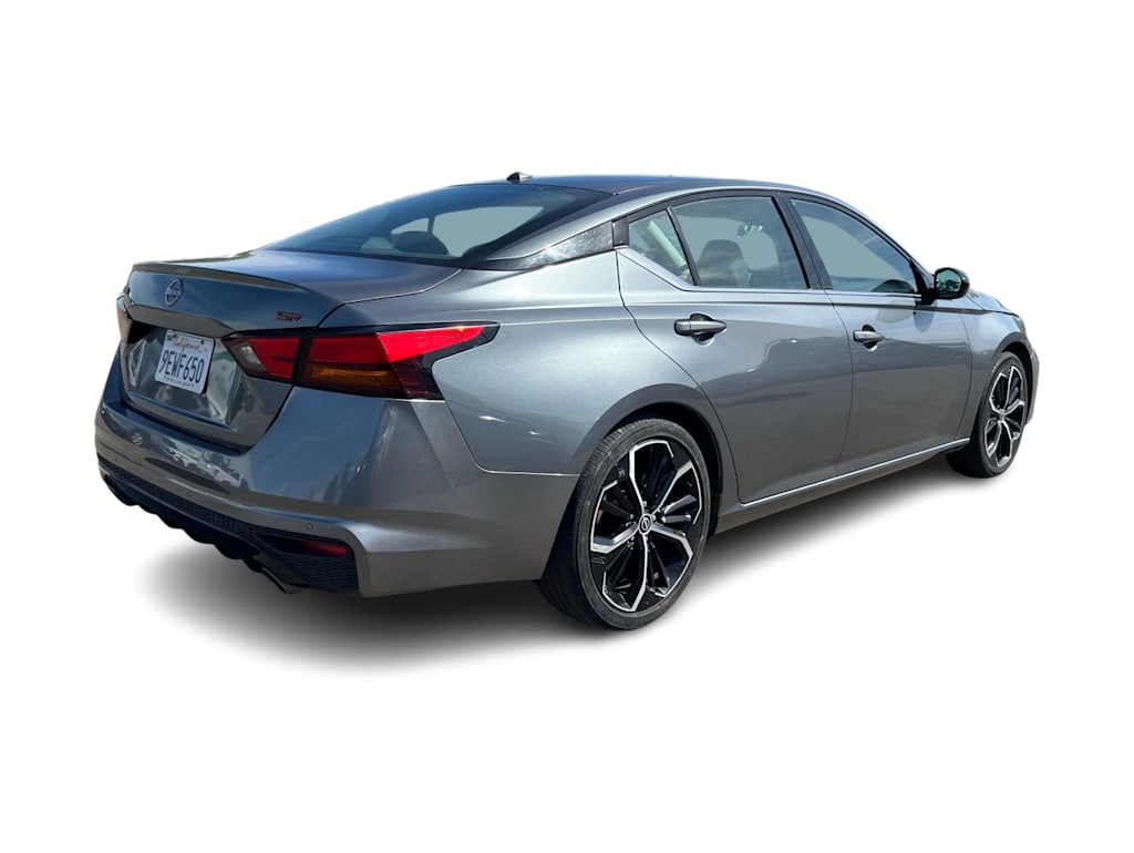 Thumbnail: 2023 Nissan Altima - 21