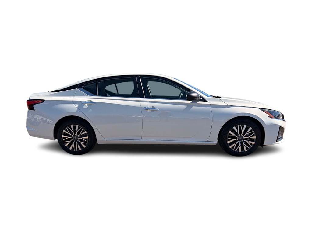 Thumbnail: 2025 Nissan Altima - 19