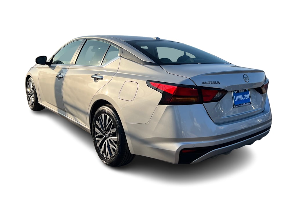 Thumbnail: 2023 Nissan Altima - 4