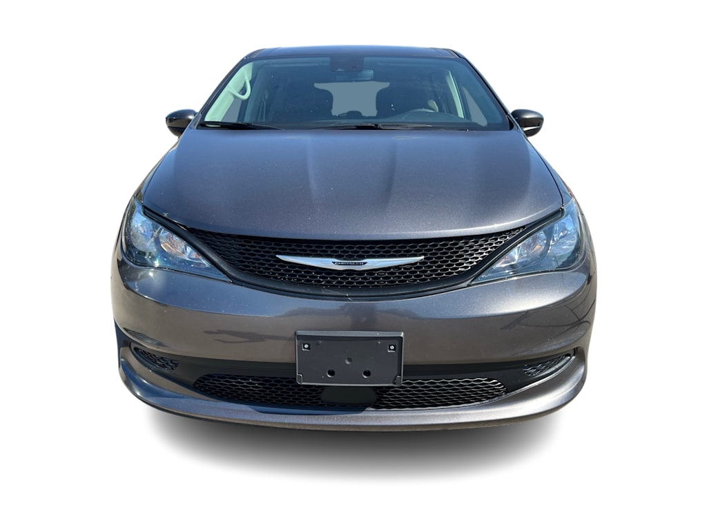 Thumbnail: 2023 Chrysler Voyager - 6