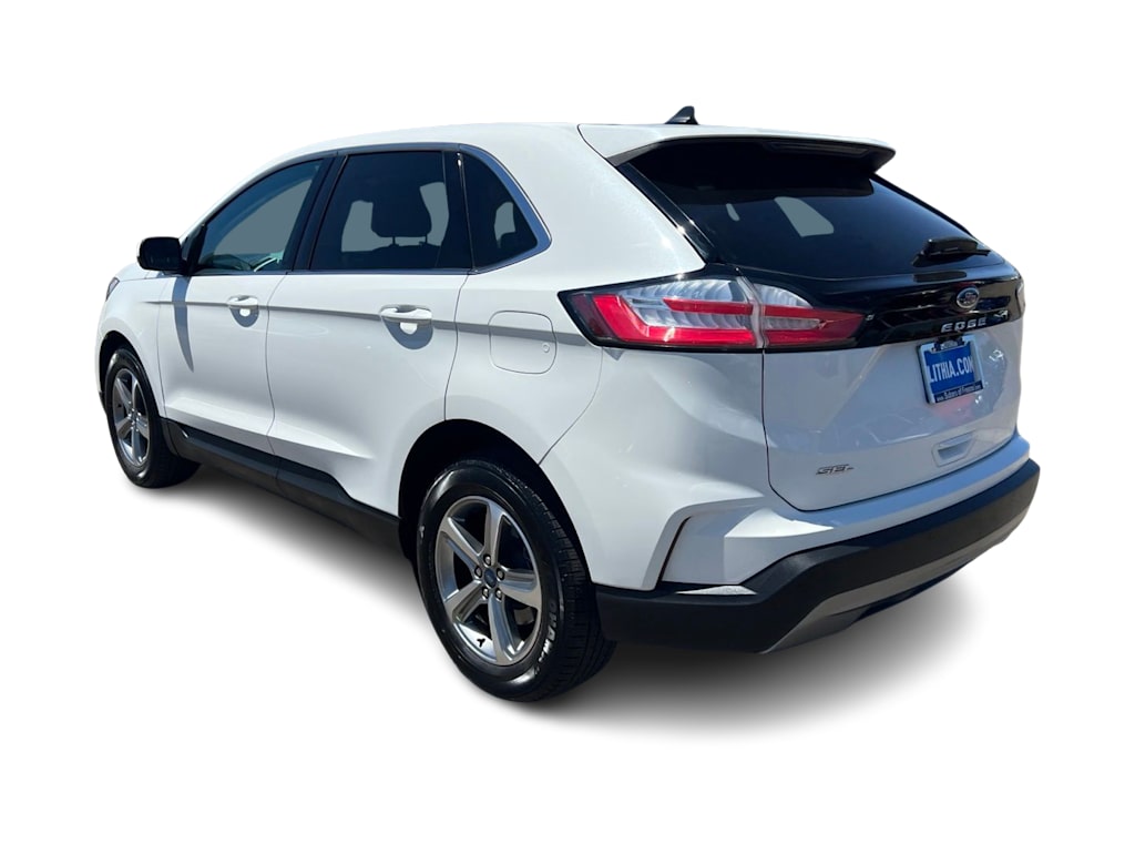 Thumbnail: 2021 Ford Edge - 4