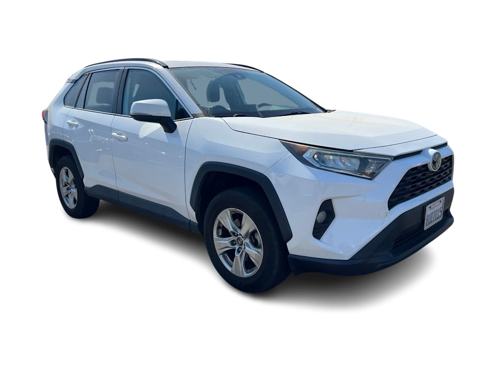 Thumbnail: 2021 Toyota RAV4 - 15