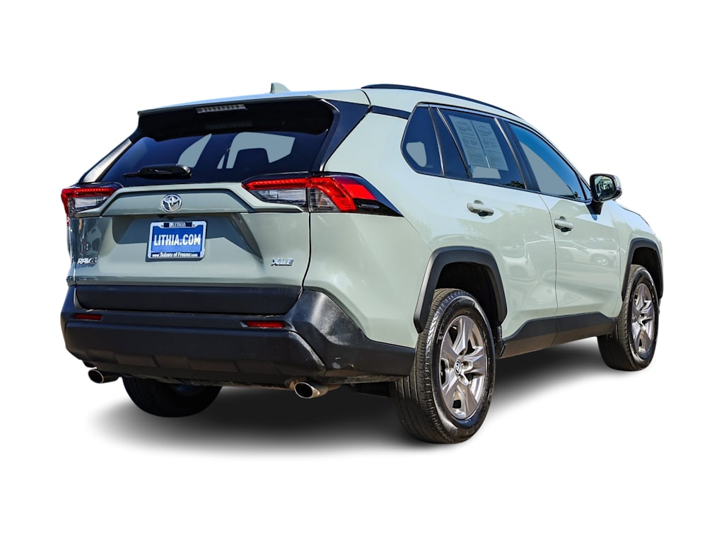 2023 Toyota RAV4 XLE 21
