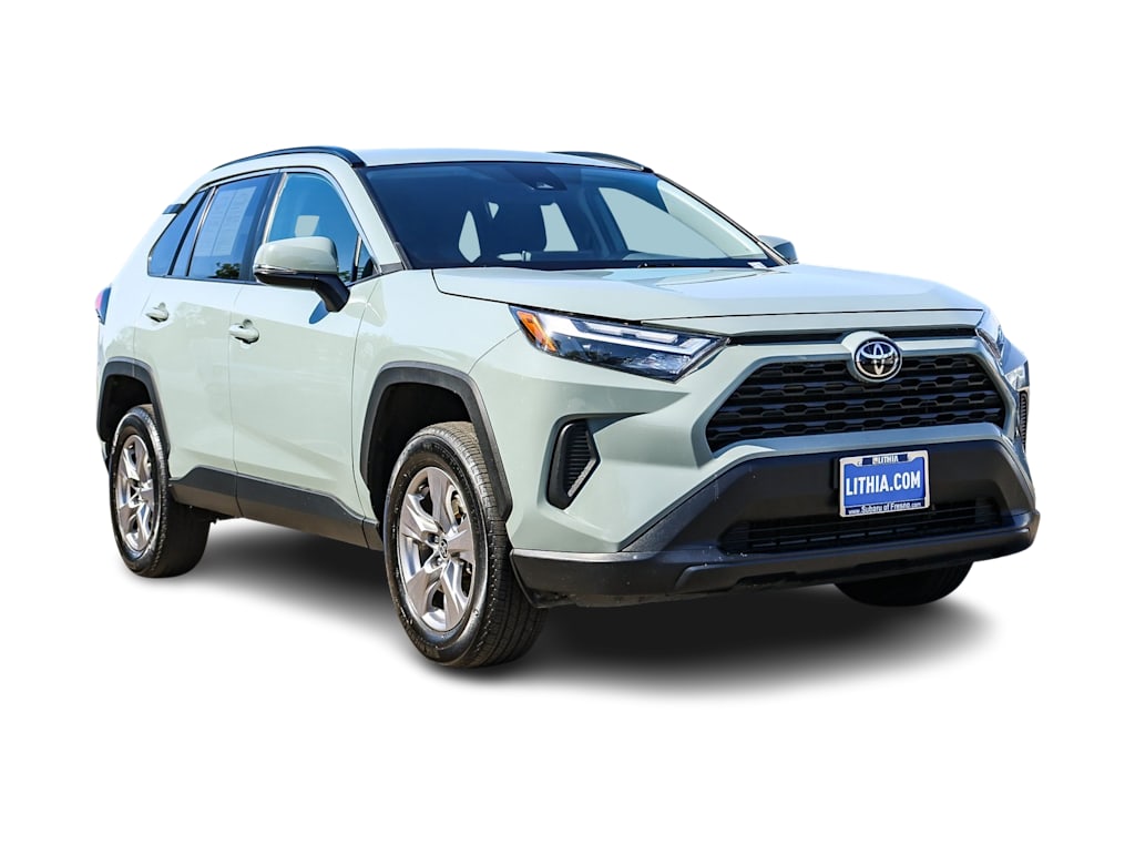 2023 Toyota RAV4 XLE 20