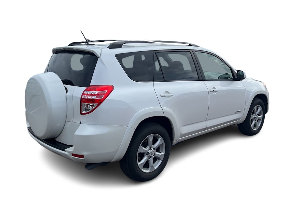 Thumbnail: 2011 Toyota RAV4 - 21