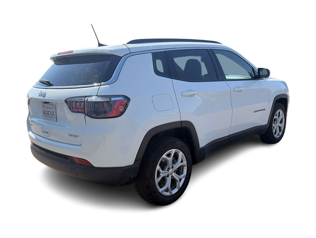 Thumbnail: 2024 Jeep Compass - 18