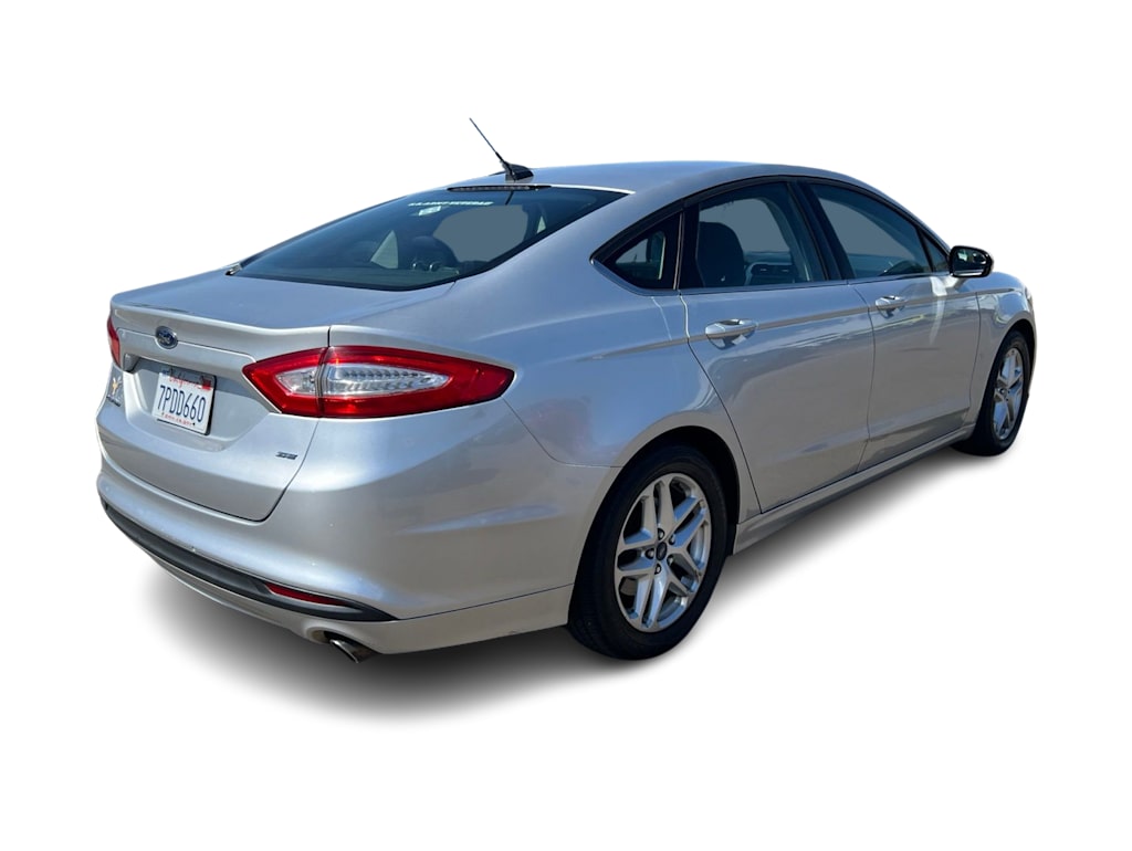 Thumbnail: 2013 Ford Fusion - 17