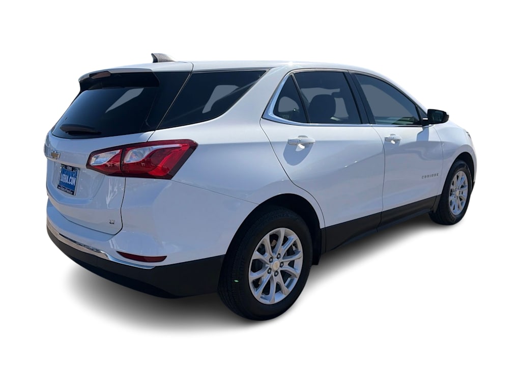 Thumbnail: 2018 Chevrolet Equinox - 18