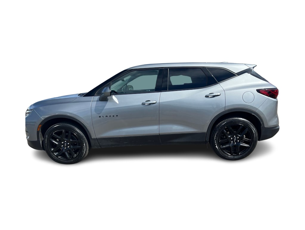 Thumbnail: 2023 Chevrolet Blazer - 2
