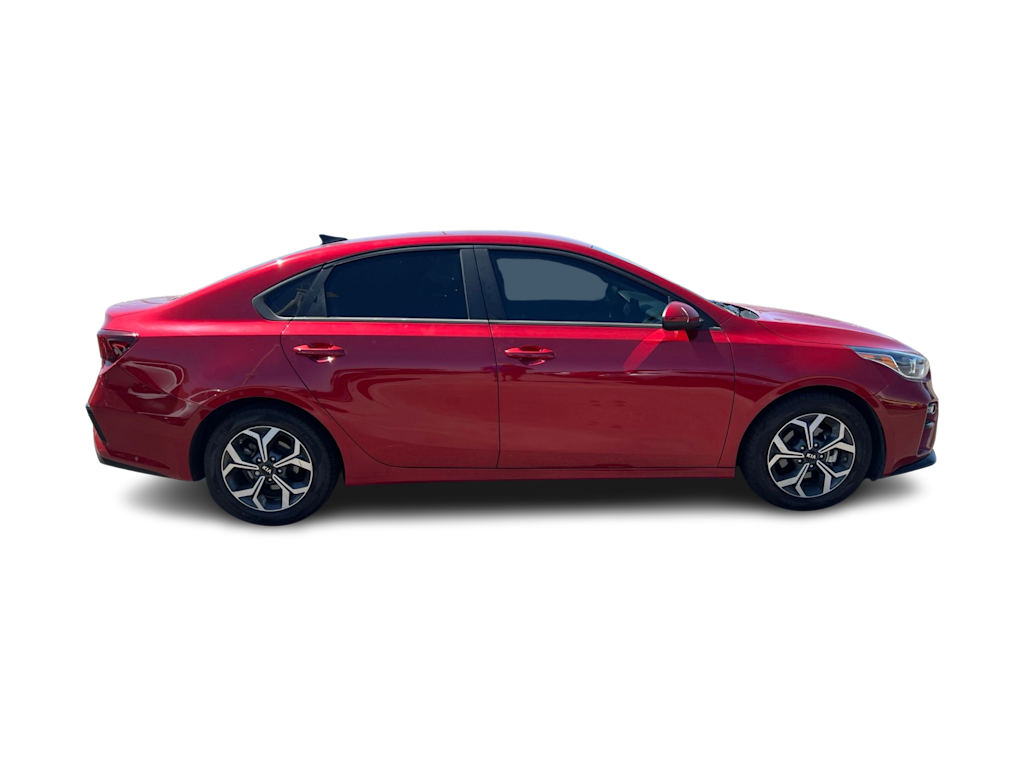 Thumbnail: 2021 Kia Forte - 16