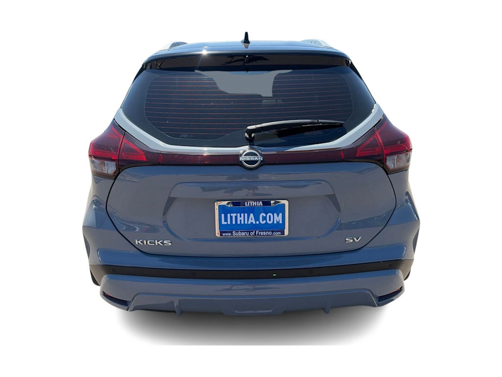 Thumbnail: 2023 Nissan Kicks - 4