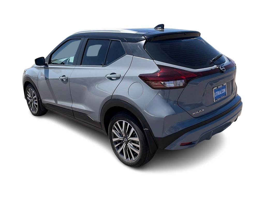 Thumbnail: 2023 Nissan Kicks - 3