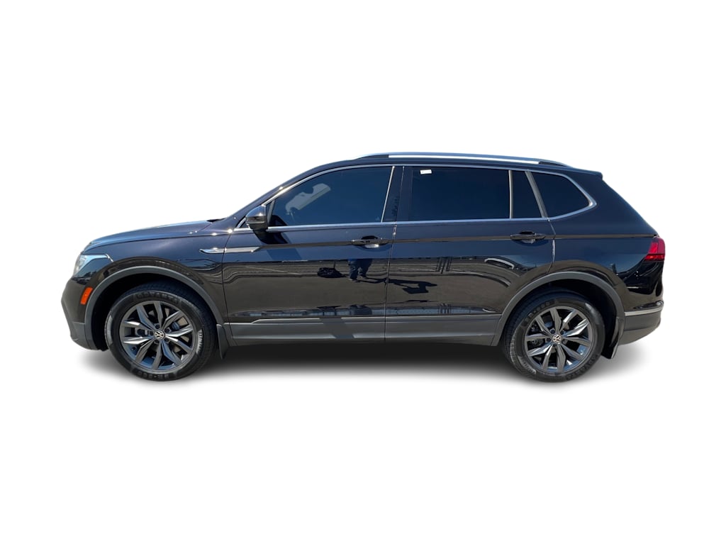 Image 4 of 2022 Volkswagen Tiguan