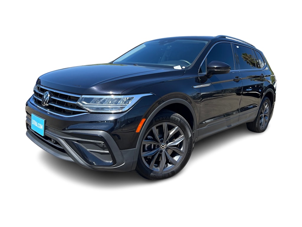 Image 2 of 2022 Volkswagen Tiguan