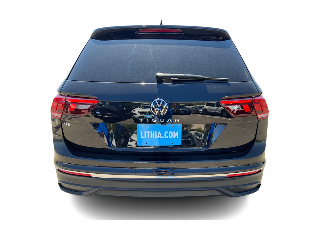 Image 6 of 2022 Volkswagen Tiguan