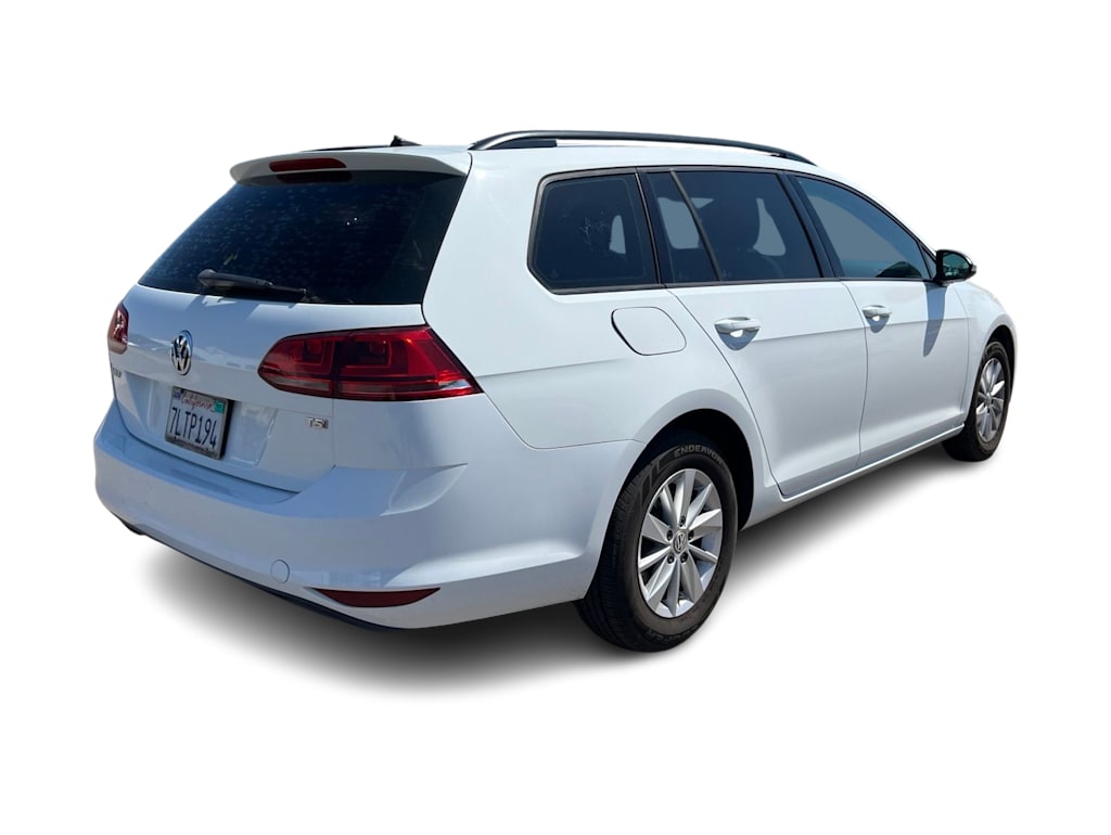 Thumbnail: 2015 Volkswagen Golf - 21
