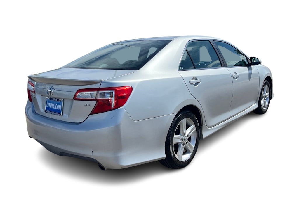 Thumbnail: 2014 Toyota Camry - 18