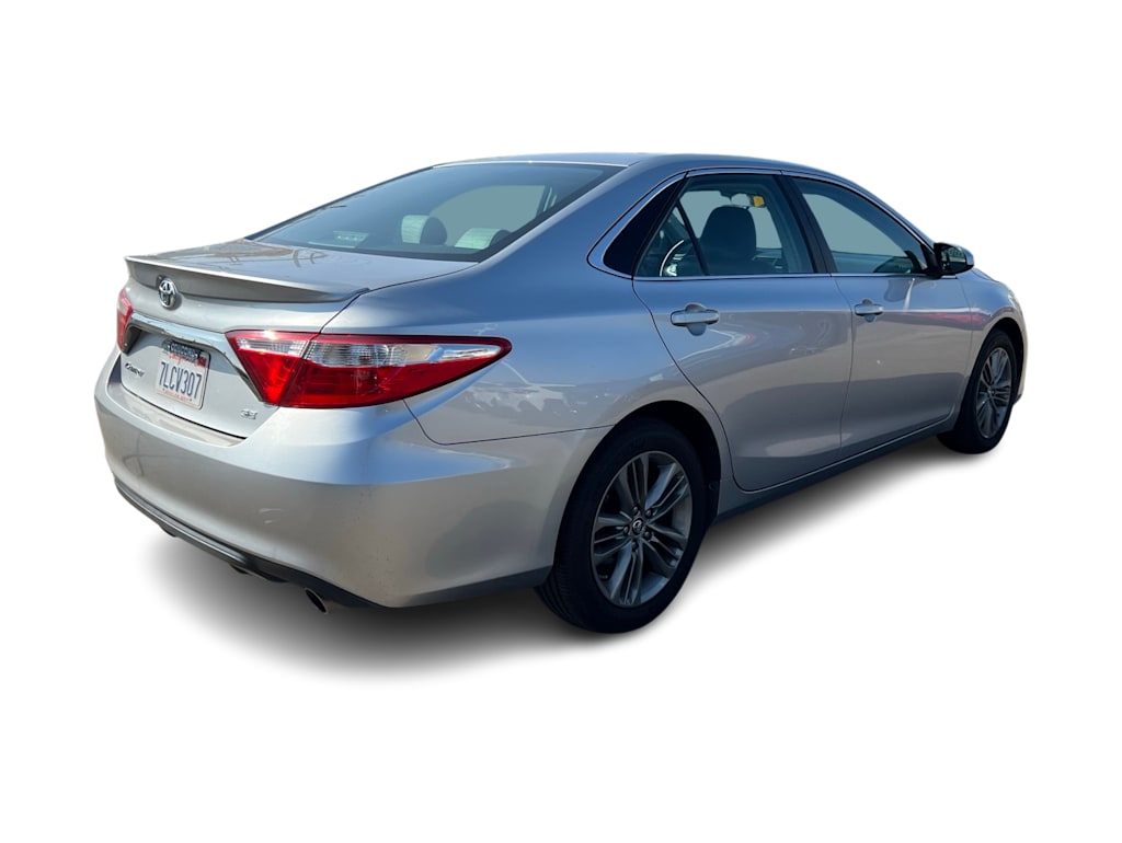 Thumbnail: 2015 Toyota Camry - 22
