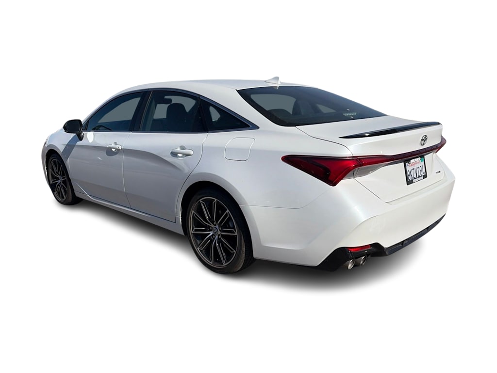 Thumbnail: 2019 Toyota Avalon - 4